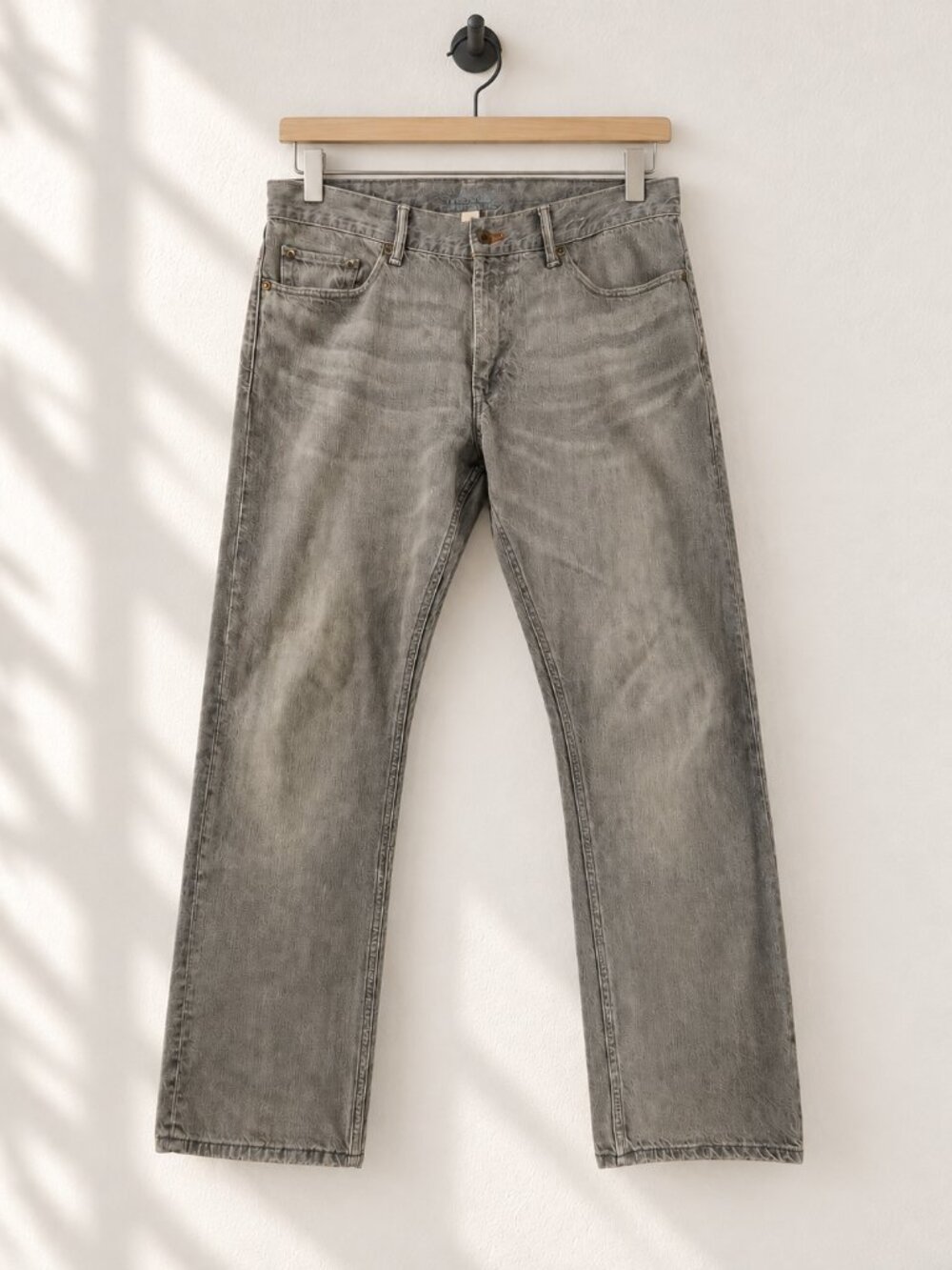 Banana Republic, Men's Jeans, "Vintage Straight" Grey Wash, Size 34